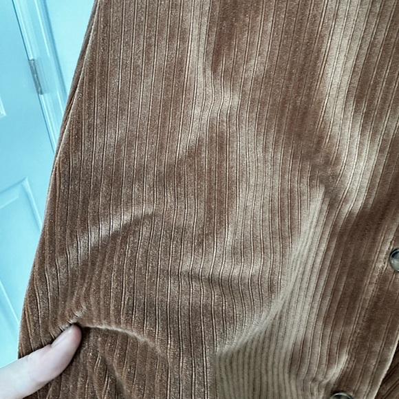 No Boundaries Shacket - Picture 3 of 5